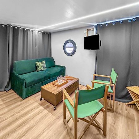 Sejour Unique Sur Un Bateau "Marius" Hotel Vauvert Ngoại thất bức ảnh